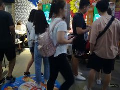 等位区-麦当劳(垡头西路店)