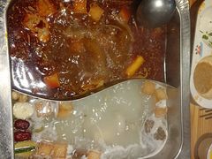 -海陆红火锅(汉兴路店)
