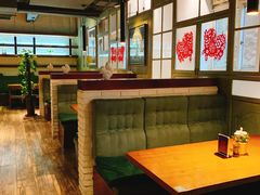 卡座-JINNS锦时 steak&pizza(浸信会礼拜堂旧址店)