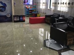 -茂菊口腔连锁(浦东南路店)
