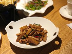 -黛瓦里巷(南京东路店)