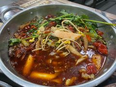 -李记万州烤鱼黔江鸡杂(南岸区店)