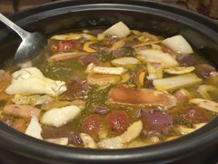 -一朵菌·野生菌探索家火锅(南亚店)