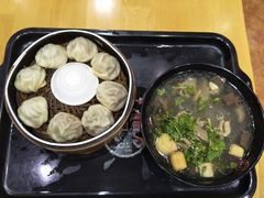 -百年尹氏汤包(湖南路狮子桥店)