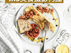 -江门新会碧桂园凤悦凤凰酒店(万达广场店)