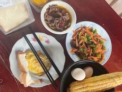 -隔壁老王·家常云南菜(花巷店)