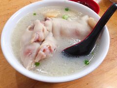 -雷祖芳老妈蹄花店