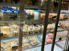 面包甜点陈列柜-优美滋动物奶油生日蛋糕(华泰中鑫城店)