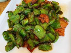尖椒炒肉-一号铺子·大炉茶