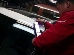 -鲨鱼皮汽车凹陷玻璃修复(静安店)