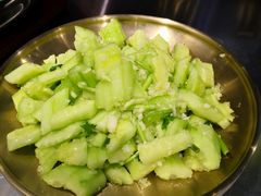 拌青瓜-本炙炭烤·蒲烧活鳗料理店(金沙洲店)