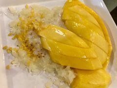 -Pier 21 (Terminal 21 Asok)