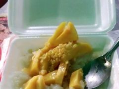 -芒果糯米饭摊子