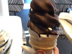 脆皮甜筒-麦当劳(欢乐谷店)
