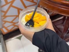-广信牛奶甜品世家(台东店)