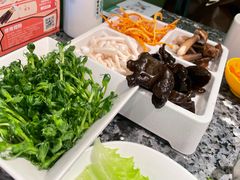 -一席地·本地鸡窝·杭帮鸡火锅(萧山银隆百货店)