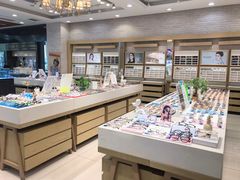 -标准眼镜·蔡司官方授权店(塘沽远洋未来汇店)