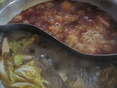 -黄利砖万峰林布依特色酸笋牛肉馆