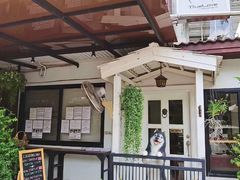 -TrueLove @ Neverland (Husky Cafe)