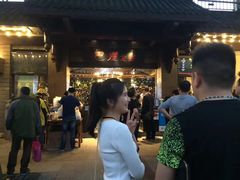 -巴厘龙虾·榜首油焖大虾(音乐学院·沿江酒馆店)