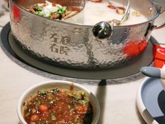 -左庭右院鲜牛肉火锅(浦江欢乐颂店)