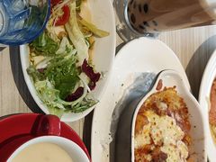 -必胜客(证大大拇指店)