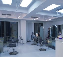 -Hello Lady发型设计