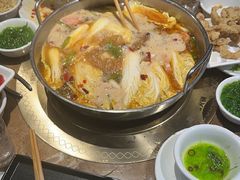 -七欣天香辣蟹火锅(上海银亿滨江店)