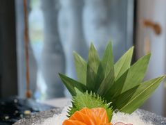 三文鱼腩刺身-妥妥烤肉料理(昙华林店)