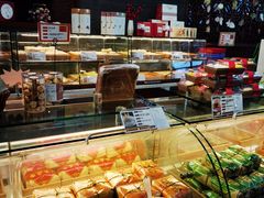 面包甜点陈列柜-清真全盛斋传统糕点(西羊市店)