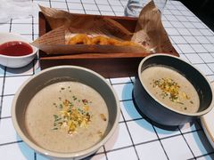 -异次元·LIGHT HOUSE·美食酒廊·休闲露台