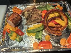 -四海一家自助餐(益田假日广场店)