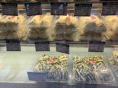 -白玉兰食品甜凤店(合生汇店)