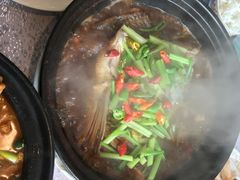 鱼头煲-壹只菜·崇明本地特色菜(崇明南门店)