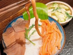 -三出山火锅(南京万象天地店)