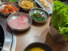 -香猪坊韩国烤肉专属门店(魏公村店)