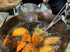 -半月镰胡姐脆皮萝卜饺子