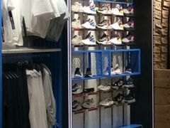 -李宁(大宁国际旗舰店)