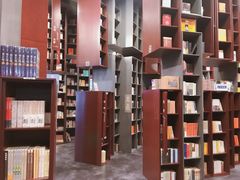 -当当梅溪书院(步步高梅溪新天地店)