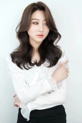 -FRIDAY星期五专业美发沙龙