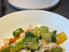 -MONICH牛排融合餐厅(和义大道购物中心店)