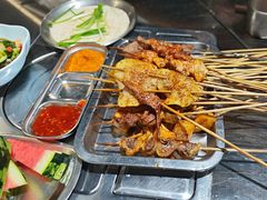 -马路牙子烧烤音乐酒馆(望京店)