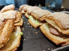 酱烧鸡腿可颂-85度C(重庆大坪英利店)