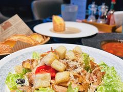 -DEEP·美式餐吧(五棵松华熙LIVE店)