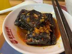 -呷佬·长沙手工米粉(金沙江路店)
