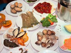 -领鲜活海鲜榴莲自助火锅(东门店)