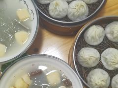 -曼曼汤包(建国西路店)
