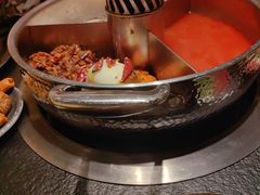 -晓宇重庆火锅(西安荟聚店)