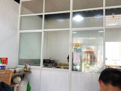 -正宗李家土鸡米线店