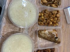 -蓝精灵饺子店